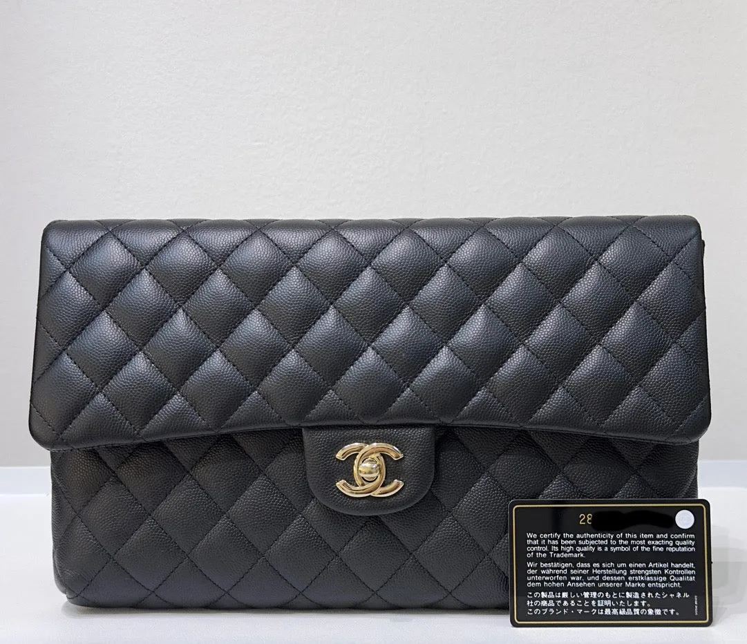 Chanel Quilted Caviar Classic Clutch Black GHW