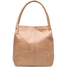 Leather shopper bag in a soft and wearable quality / 15698 - Camel