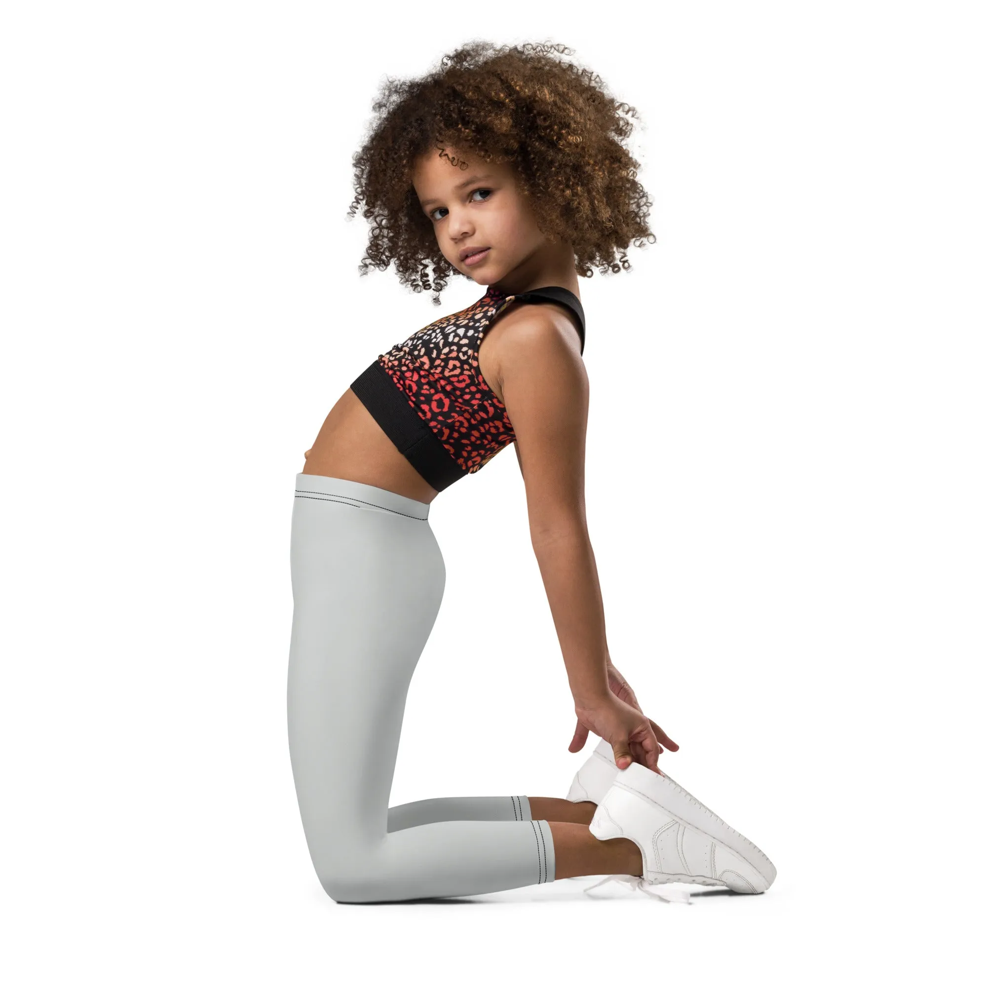 Move in Style: Solid Color Leggings for Girls' Playtime - Smoke