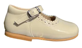 Shawn & Jeffery Ivory Marfil Patent Leather Buckle Classic Mary Jane