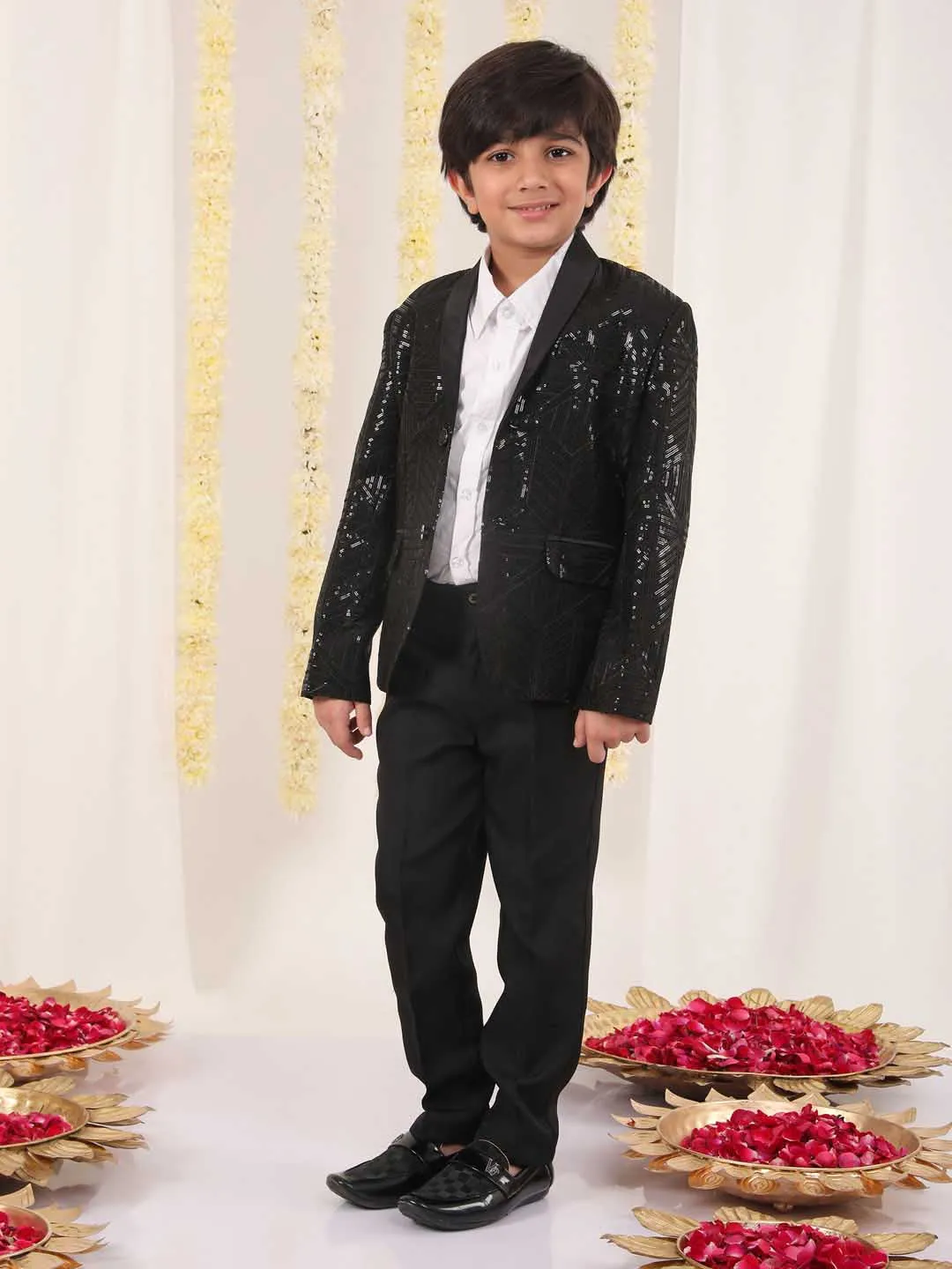 VASTRAMAY Boy's Black Embellished Blazer